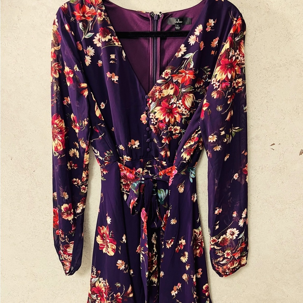 LULUS LARGE WOMENS‎ V NECK BUTTON LINED FLORAL DATE NIGHT SHIFTY FESTIVAL DRESS